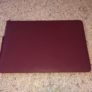 Maroon laptop case